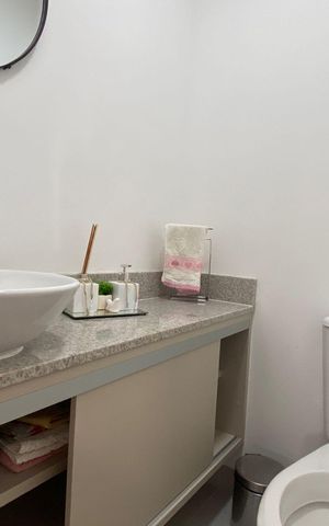 Apartamento para alugar com 64m², 2 quartos e 1 vaga Apartamento para alugar com 64m², 2 quartos e 1 vagaBanheiro da Suíte 1