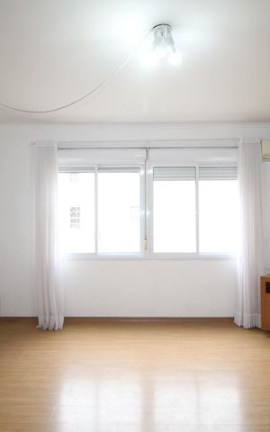 Apartamento à venda com 93m², 3 quartos e sem vagaSala