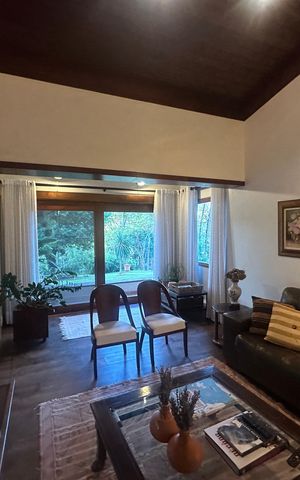 Casa de condomínio para alugar com 400m², 5 quartos e 4 vagas Casa de condomínio para alugar com 400m², 5 quartos e 4 vagasSala de TV
