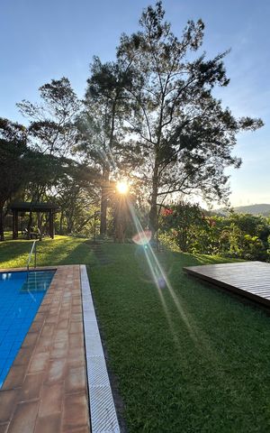 Casa de condomínio para alugar com 400m², 5 quartos e 4 vagas Casa de condomínio para alugar com 400m², 5 quartos e 4 vagasÁrea comum