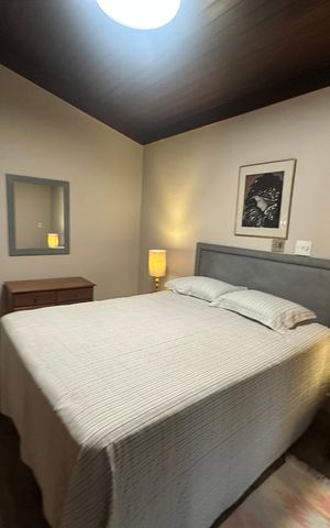 Casa de condomínio para alugar com 400m², 5 quartos e 4 vagas Casa de condomínio para alugar com 400m², 5 quartos e 4 vagasSuíte 2