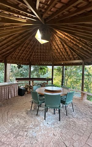 Casa de condomínio para alugar com 400m², 5 quartos e 4 vagas Casa de condomínio para alugar com 400m², 5 quartos e 4 vagasChurrasqueira