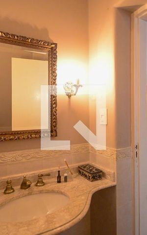 Casa à venda com 260m², 3 quartos e 2 vagas