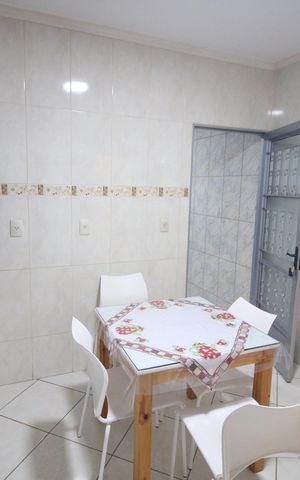 Casa à venda com 335m², 4 quartos e 9 vagasCozinha