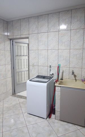 Casa à venda com 335m², 4 quartos e 9 vagasÁrea de Serviço