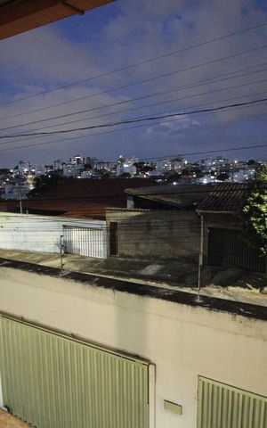 Casa à venda com 335m², 4 quartos e 9 vagasVaranda 2