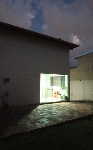 Casa à venda com 335m², 4 quartos e 9 vagasQuintal