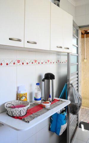 Casa à venda com 145m², 3 quartos e 3 vagas Casa à venda com 145m², 3 quartos e 3 vagasCozinha