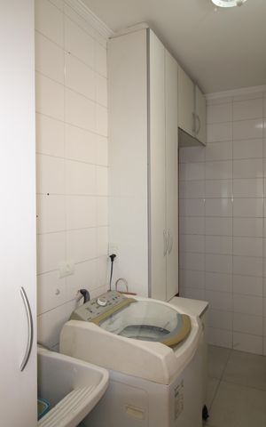 Casa à venda com 200m², 3 quartos e 5 vagasÁrea de Serviço