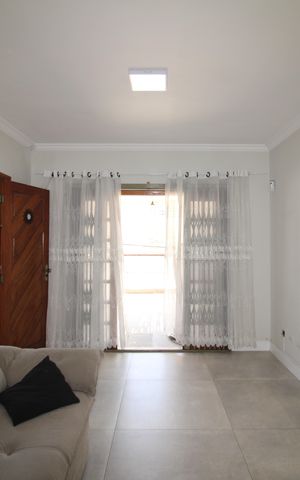 Casa à venda com 200m², 3 quartos e 5 vagasSala