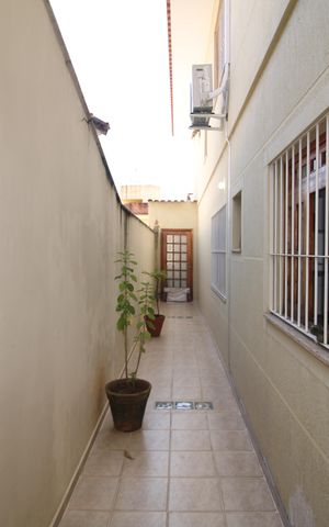 Casa à venda com 200m², 3 quartos e 5 vagasÁrea de Serviço