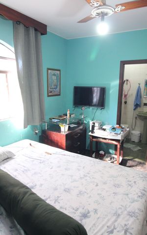 Casa à venda com 190m², 3 quartos e 3 vagasSuíte 