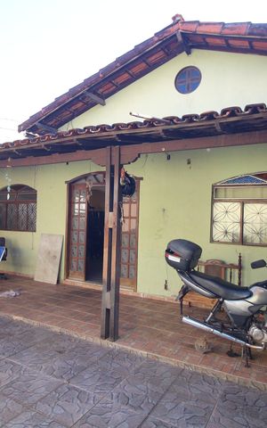 Casa à venda com 190m², 3 quartos e 3 vagasQuintal