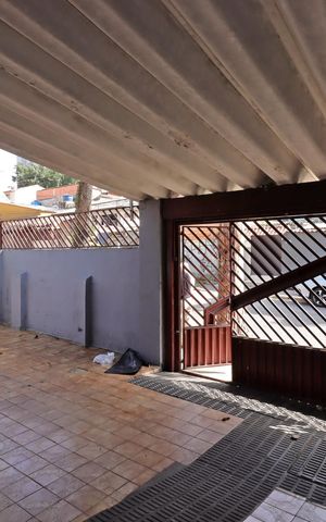 Casa à venda com 100m², 2 quartos e 3 vagasGaragem
