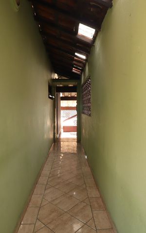 Casa à venda com 100m², 2 quartos e 3 vagasCorredor
