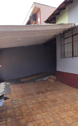 Casa à venda com 100m², 2 quartos e 3 vagasGaragem