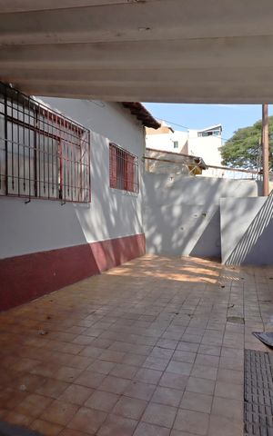 Casa à venda com 100m², 2 quartos e 3 vagasGaragem