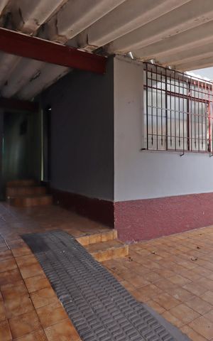 Casa à venda com 100m², 2 quartos e 3 vagasGaragem