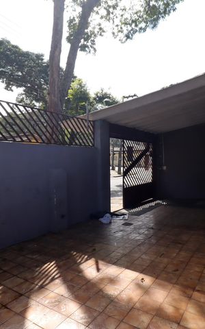 Casa à venda com 100m², 2 quartos e 3 vagasGaragem