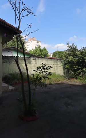 Casa à venda com 100m², 2 quartos e 3 vagasQuintal