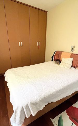 Casa à venda com 239m², 3 quartos e 2 vagas Casa à venda com 239m², 3 quartos e 2 vagasQuarto