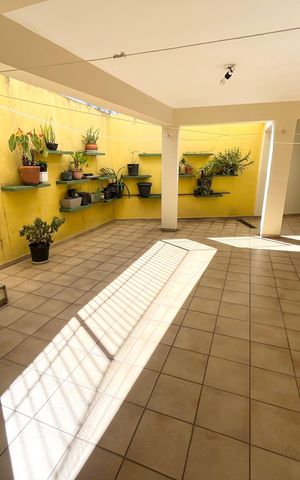 Casa à venda com 239m², 3 quartos e 2 vagas Casa à venda com 239m², 3 quartos e 2 vagasSalão de festas