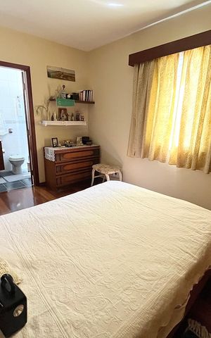 Casa à venda com 239m², 3 quartos e 2 vagas Casa à venda com 239m², 3 quartos e 2 vagasQuarto