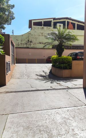 Apartamento à venda com 65m², 3 quartos e 1 vaga Apartamento à venda com 65m², 3 quartos e 1 vagaEstacionamento