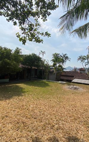 Casa à venda com 1240m², 5 quartos e 4 vagas