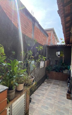 Casa à venda com 1240m², 5 quartos e 4 vagas