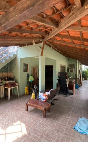 Casa à venda com 1240m², 5 quartos e 4 vagas