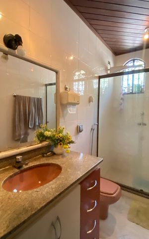 Casa à venda com 1240m², 5 quartos e 4 vagas