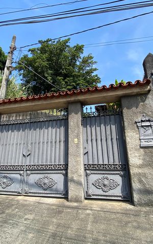 Casa à venda com 1240m², 5 quartos e 4 vagas