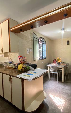Casa à venda com 1240m², 5 quartos e 4 vagas