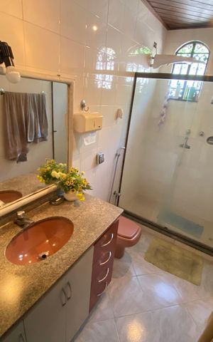 Casa à venda com 1240m², 5 quartos e 4 vagas