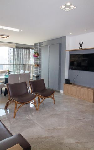 Apartamento à venda com 94m², 3 quartos e 2 vagas Apartamento à venda com 94m², 3 quartos e 2 vagasSala