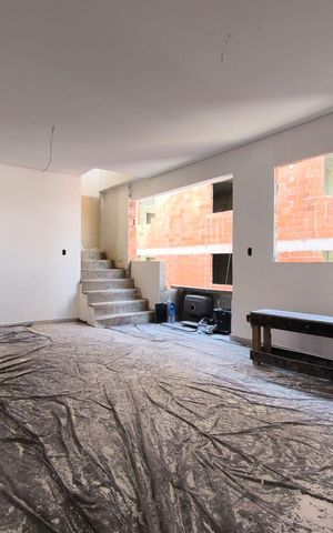 Apartamento à venda com 154m², 4 quartos e 3 vagas Apartamento à venda com 154m², 4 quartos e 3 vagasSala/cozinha