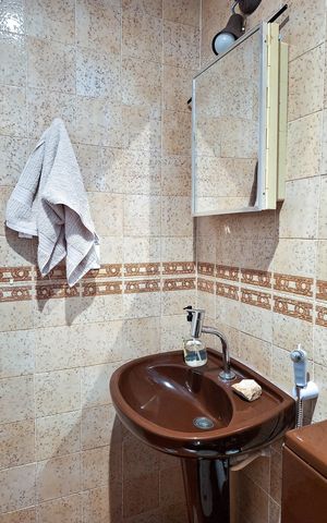 Apartamento à venda com 178m², 2 quartos e 1 vaga Apartamento à venda com 178m², 2 quartos e 1 vagaBanheiro Social
