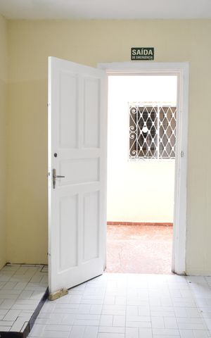 Casa à venda com 250m², 2 quartos e 2 vagasCozinha