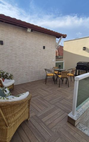 Casa à venda com 150m², 2 quartos e 2 vagas Casa à venda com 150m², 2 quartos e 2 vagasÁrea externa