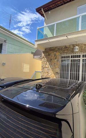 Casa à venda com 150m², 2 quartos e 2 vagas Casa à venda com 150m², 2 quartos e 2 vagasGaragem