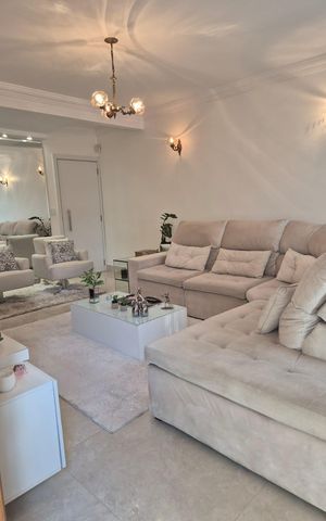 Casa à venda com 150m², 2 quartos e 2 vagas Casa à venda com 150m², 2 quartos e 2 vagasSala