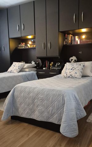Casa à venda com 150m², 2 quartos e 2 vagas Casa à venda com 150m², 2 quartos e 2 vagasQuarto