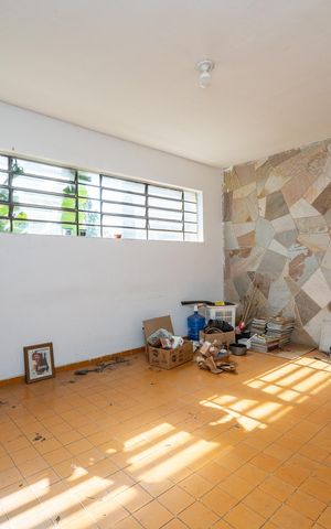 Casa à venda com 180m², 3 quartos e 2 vagas Casa à venda com 180m², 3 quartos e 2 vagasSala de Jantar