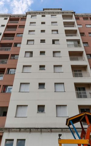 Apartamento à venda com 48m², 2 quartos e 1 vaga Apartamento à venda com 48m², 2 quartos e 1 vagaFachada do bloco