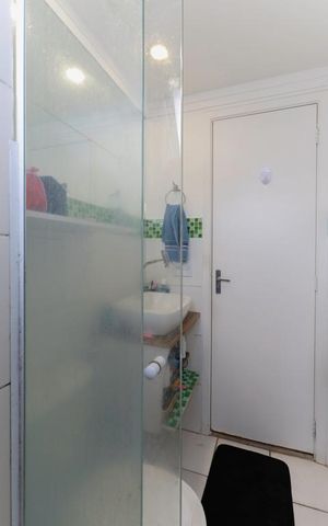 Apartamento à venda com 48m², 2 quartos e 1 vaga Apartamento à venda com 48m², 2 quartos e 1 vagaBanheiro