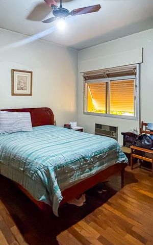 Casa à venda com 336m², 4 quartos e 7 vagasSuíte