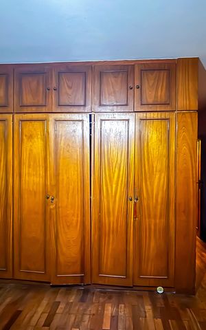 Casa à venda com 336m², 4 quartos e 7 vagasSuíte