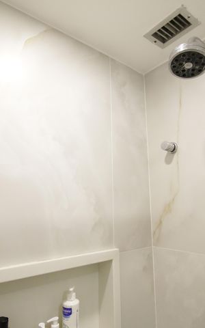 Apartamento à venda com 150m², 3 quartos e 3 vagasBanheiro da Suíte 2