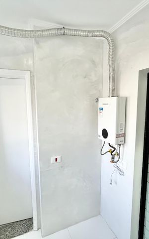 Apartamento à venda com 90m², 3 quartos e 2 vagas Apartamento à venda com 90m², 3 quartos e 2 vagasÁrea de Serviço
